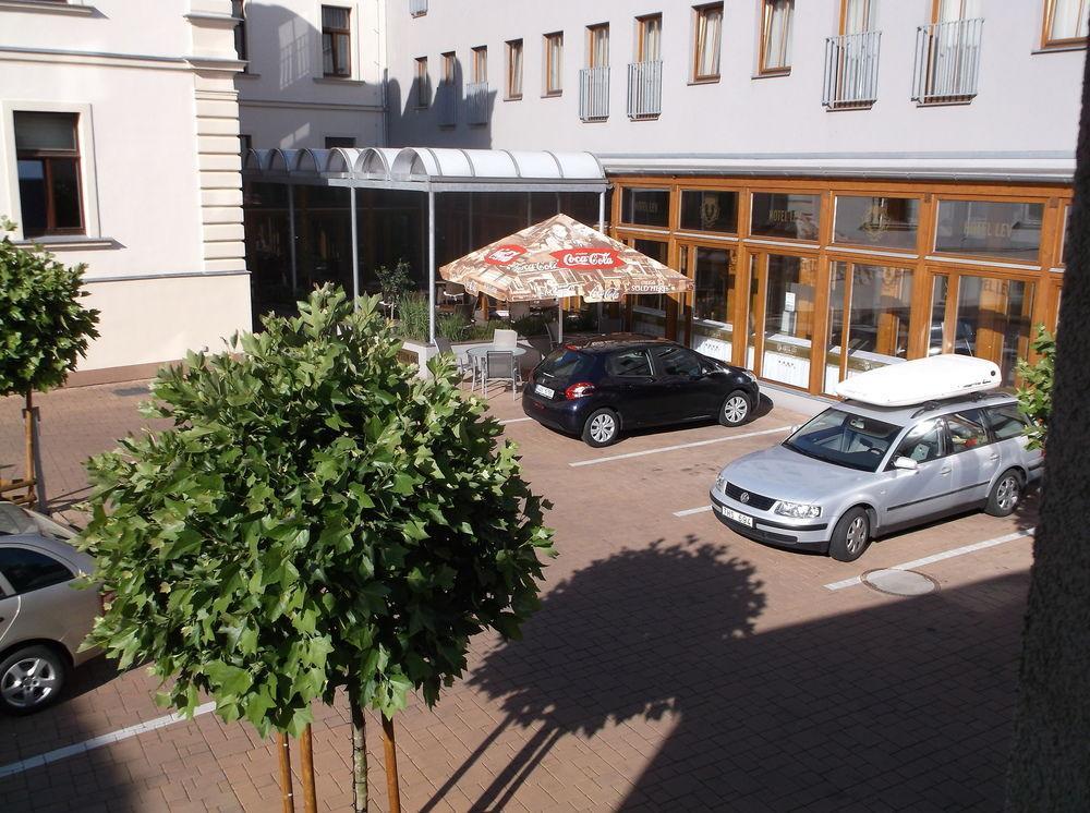 Hotel Lev Lovosice Esterno foto